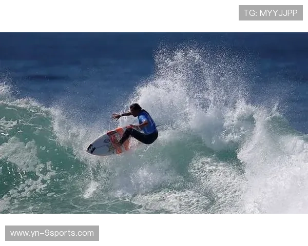 冲浪比赛浪太高选手吓到尖叫又赢了